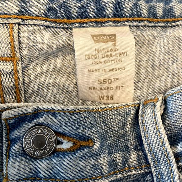 Vintage Levi's 550 Jean Shorts Baggy Denim Relaxed 100% Cotton Light Wash W38" - Picture 3 of 6